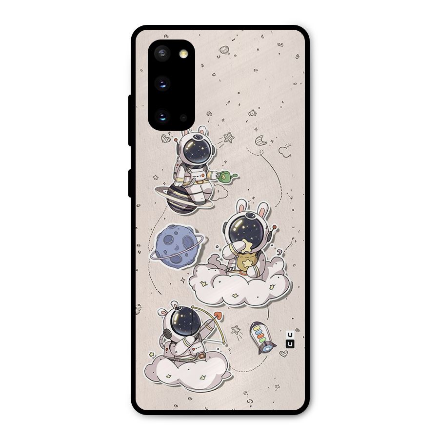 Lovely Astronaut Playing Metal Back Case for Galaxy S20