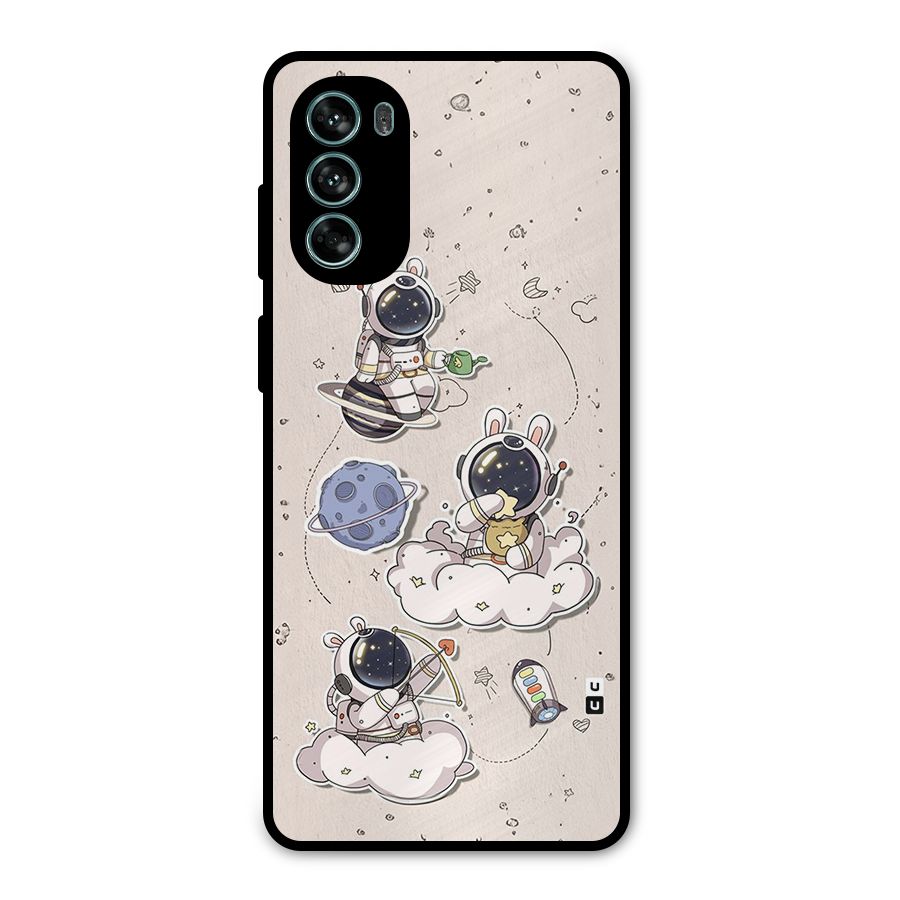 Lovely Astronaut Playing Metal Back Case for Moto G62