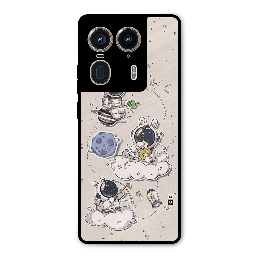 Lovely Astronaut Playing Metal Back Case for Motorola Edge 50 Ultra