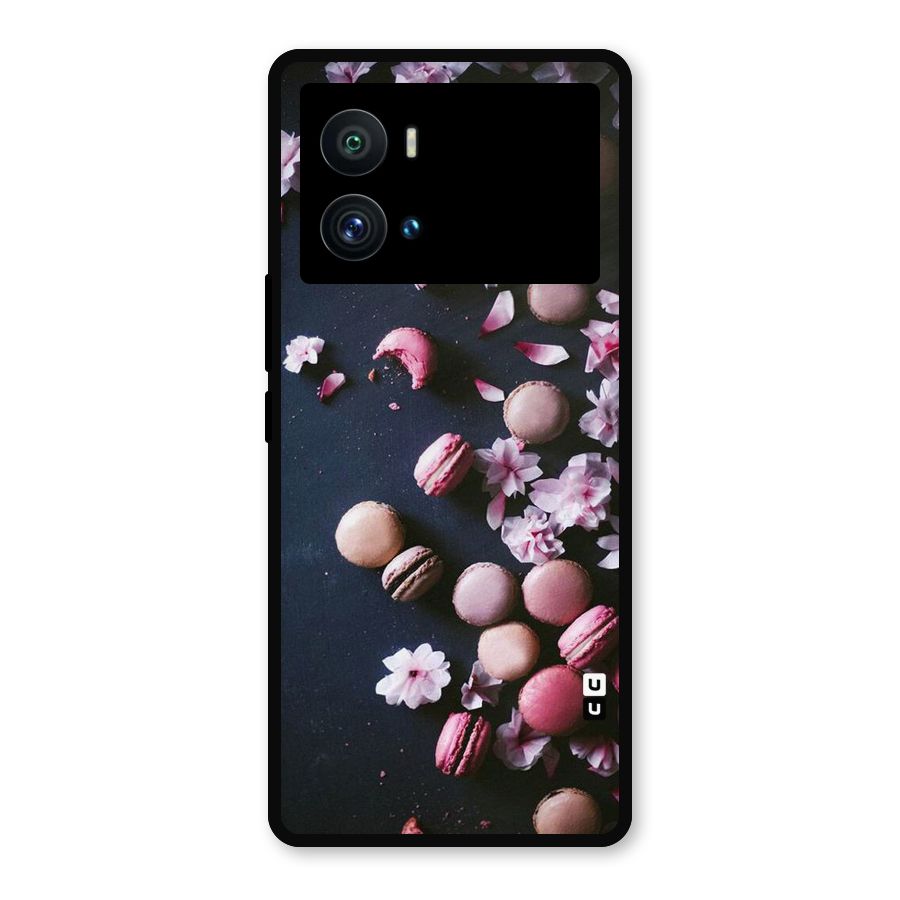 Macaroons And Cheery Blossoms Metal Back Case for iQOO 9 Pro