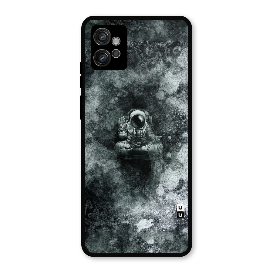 Meditating Spaceman Metal Back Case for Moto G32