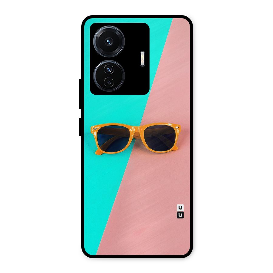 Minimal Glasses Metal Back Case for iQOO Z6