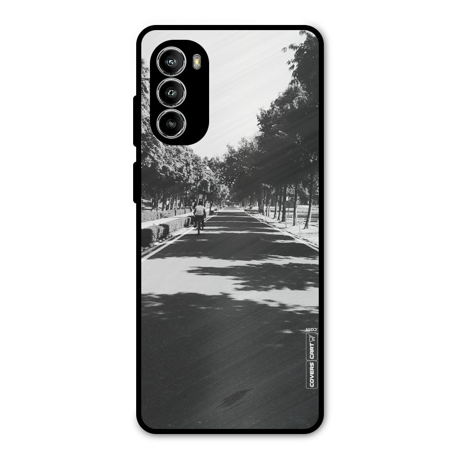 Monochrome Path Metal Back Case for Moto G52