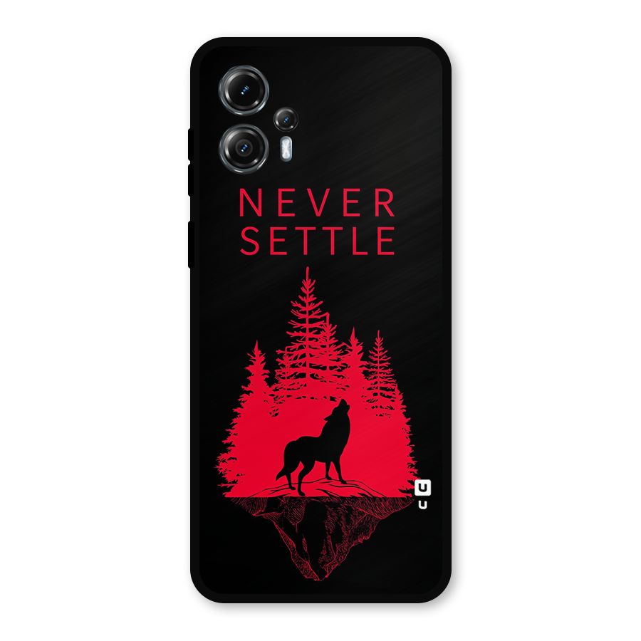 Never Settle Wolf Metal Back Case for Moto G13