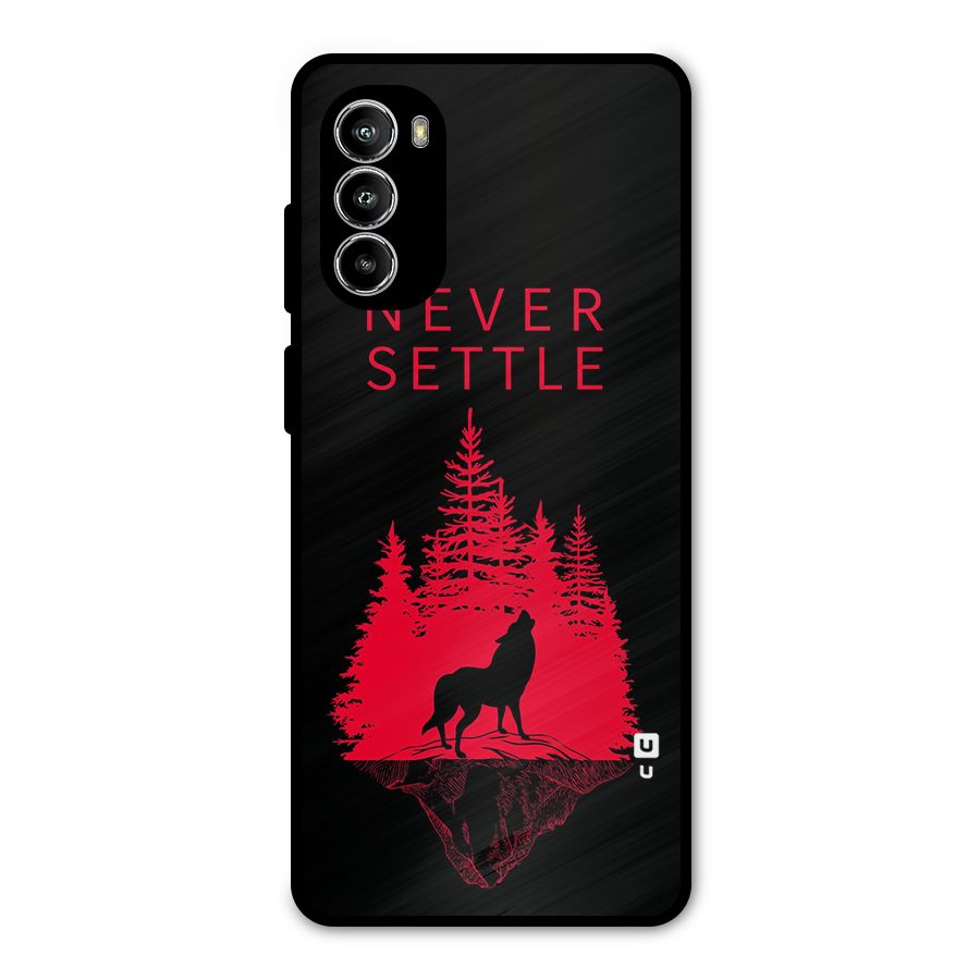 Never Settle Wolf Metal Back Case for Moto G52