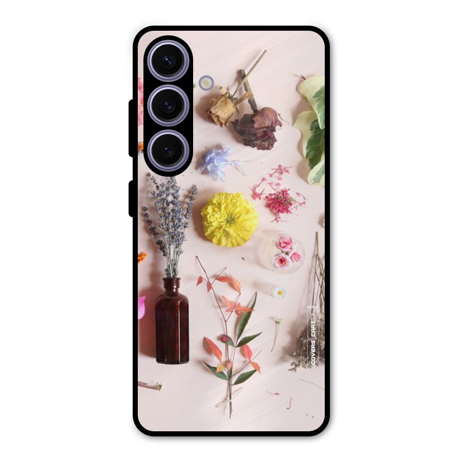 Old Petals Metal Back Case for Galaxy S24