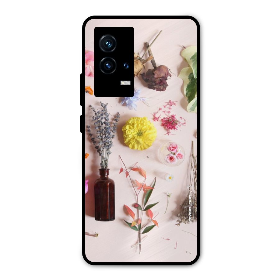 Old Petals Metal Back Case for iQOO 9 5G