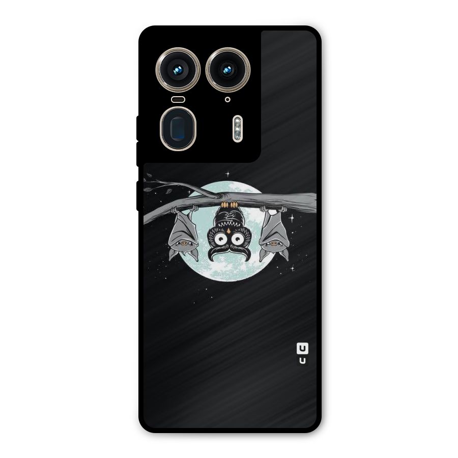 Owl Hanging Metal Back Case for Motorola Edge 50 Ultra