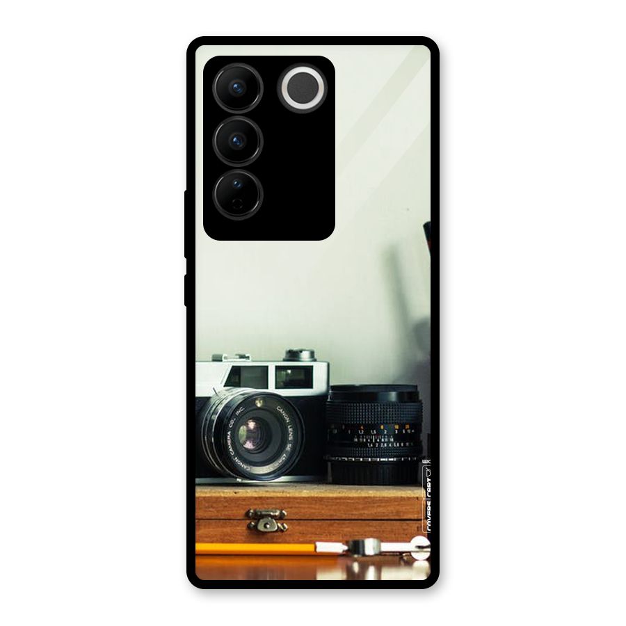Photographer Desk Glass Back Case for Vivo V27