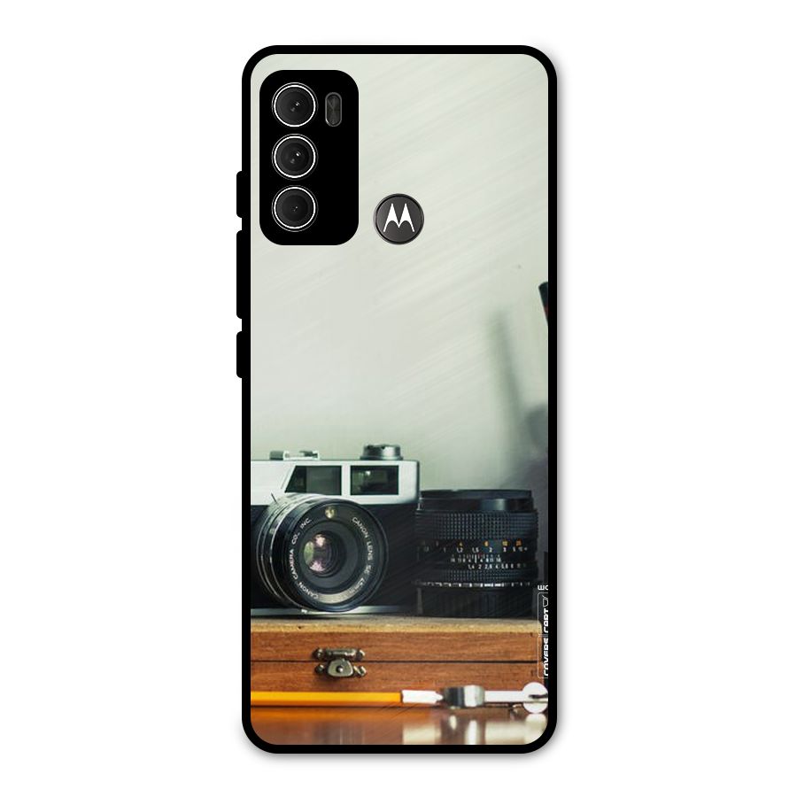 Photographer Desk Metal Back Case for Moto G60