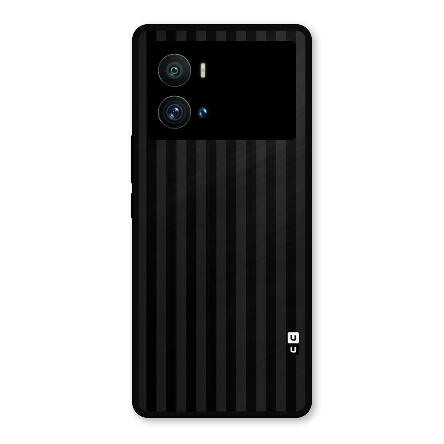 Pleasing Dark Stripes Metal Back Case for iQOO 9 Pro