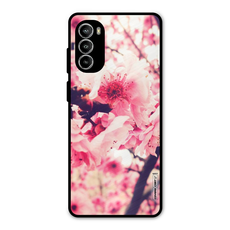 Pretty Pink Flowers Metal Back Case for Moto G82