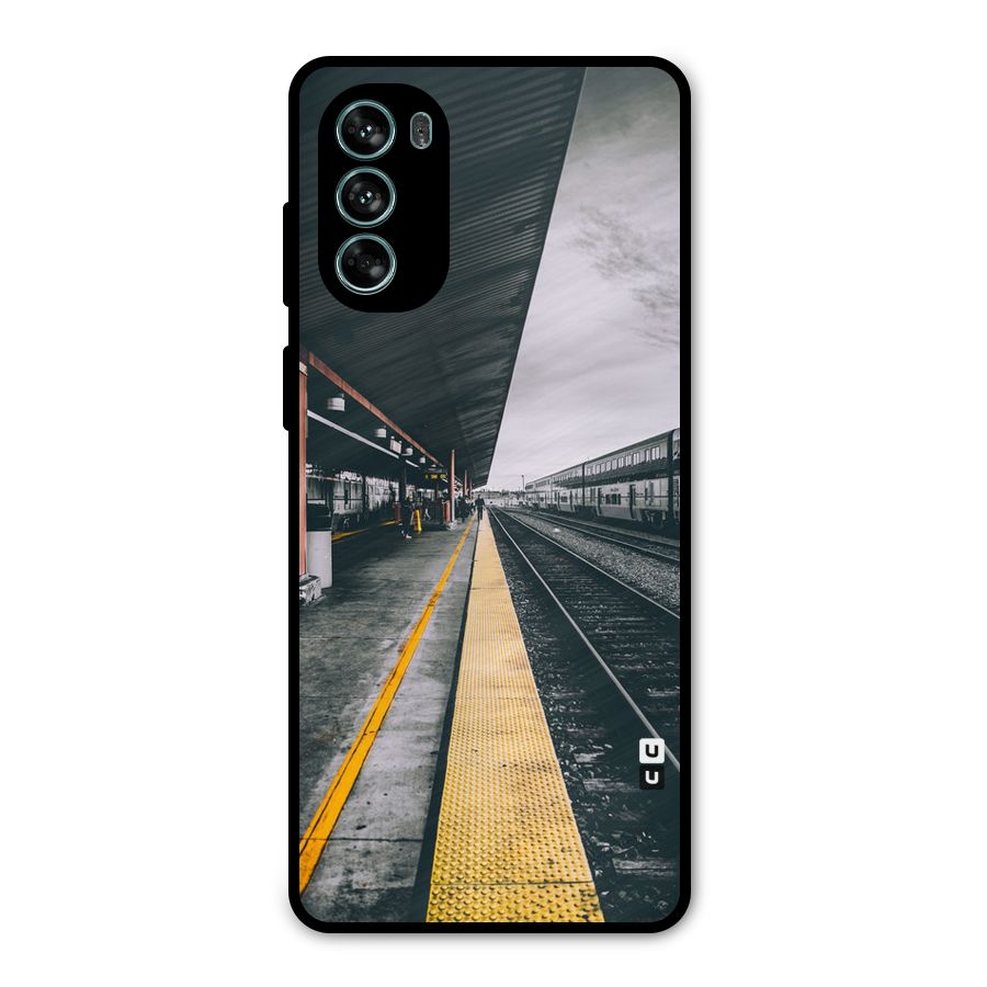 Railway Track Metal Back Case for Moto G62