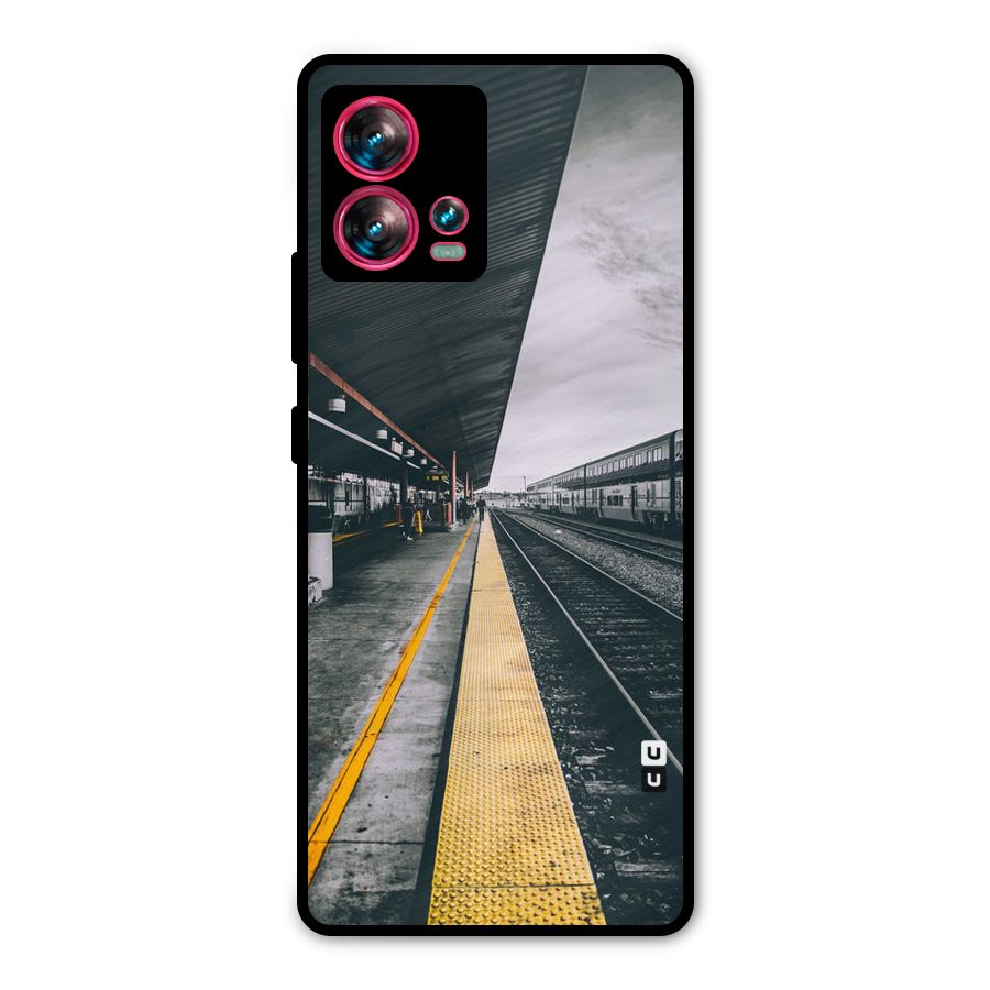 Railway Track Metal Back Case for Motorola Edge 30 Fusion