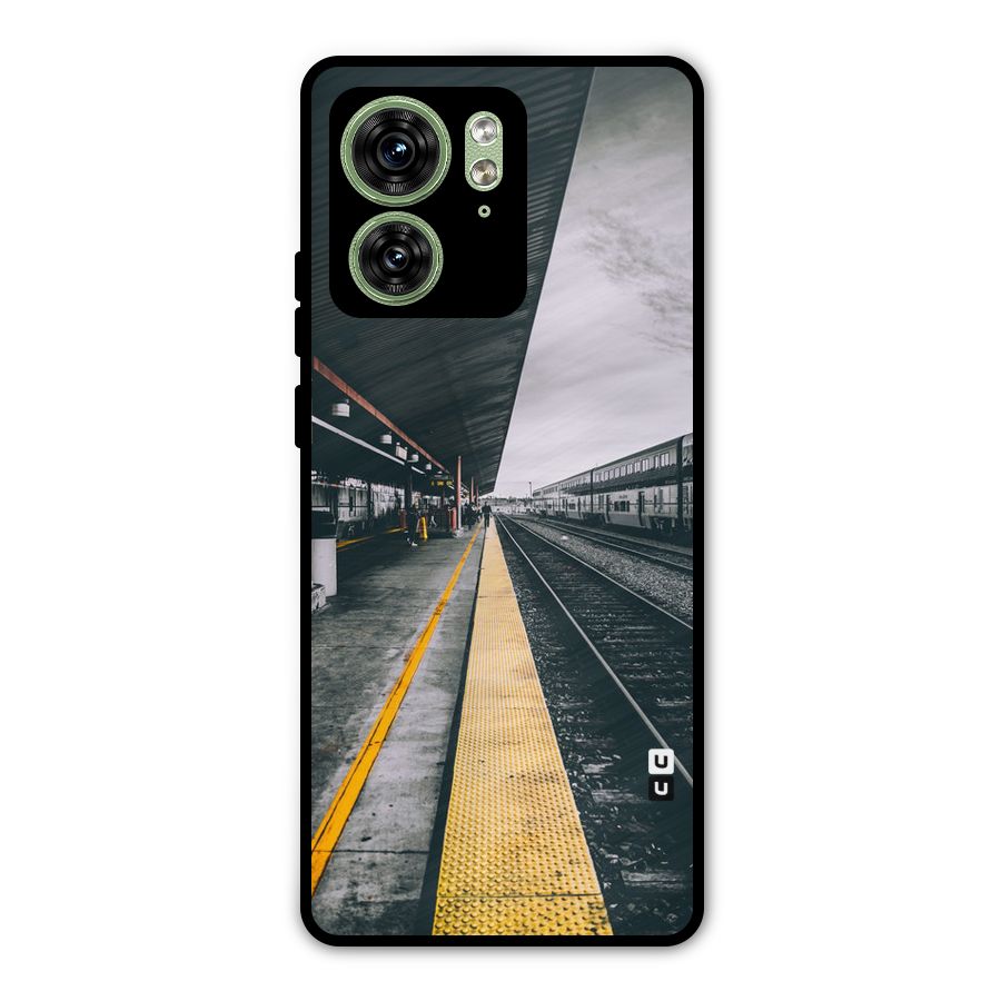 Railway Track Metal Back Case for Motorola Edge 40 5G