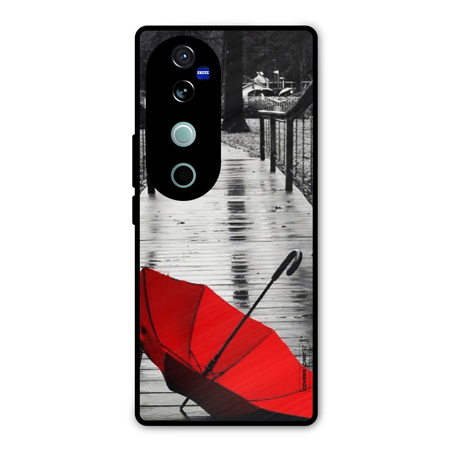 Rainy Red Umbrella Metal Back Case for Vivo V40
