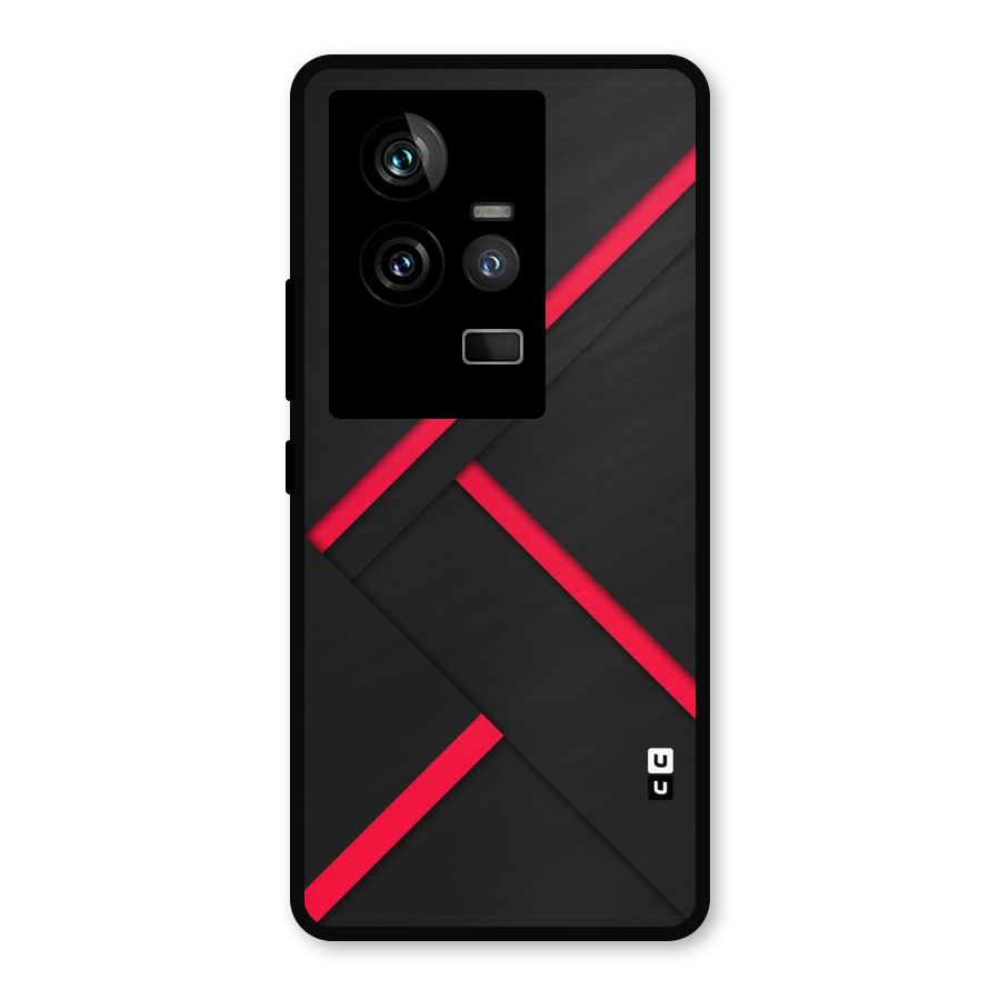 Red Disort Stripes Metal Back Case for iQOO 11 5G