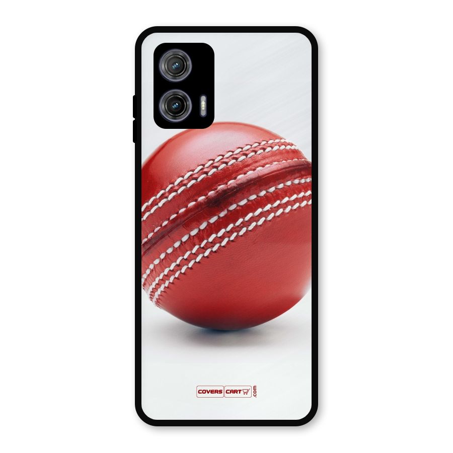 Red International Cricket Ball Metal Back Case for Moto G73