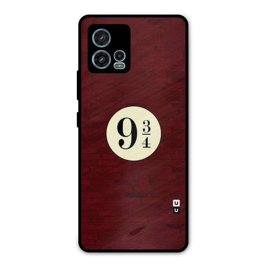 Red Wall Express Metal Back Case for Moto G72