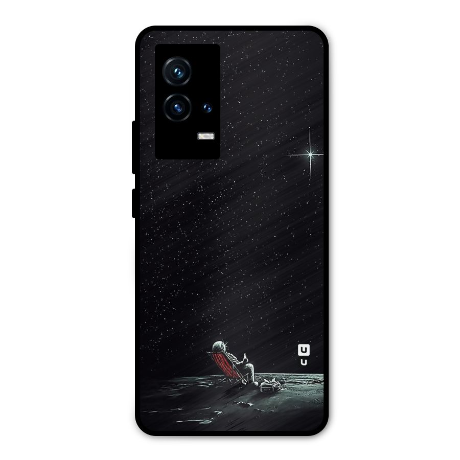 Resting Spaceman Face Metal Back Case for iQOO 9 5G
