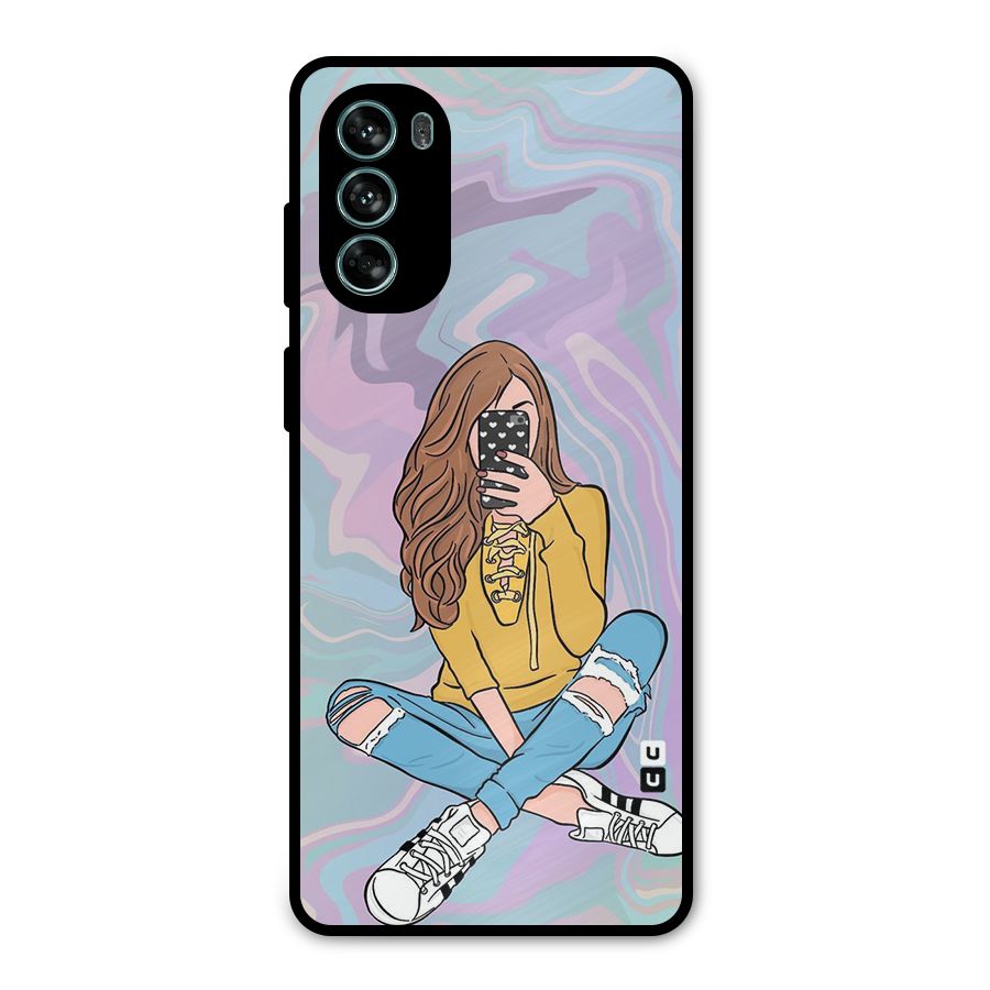 Selfie Girl Illustration Metal Back Case for Moto G62