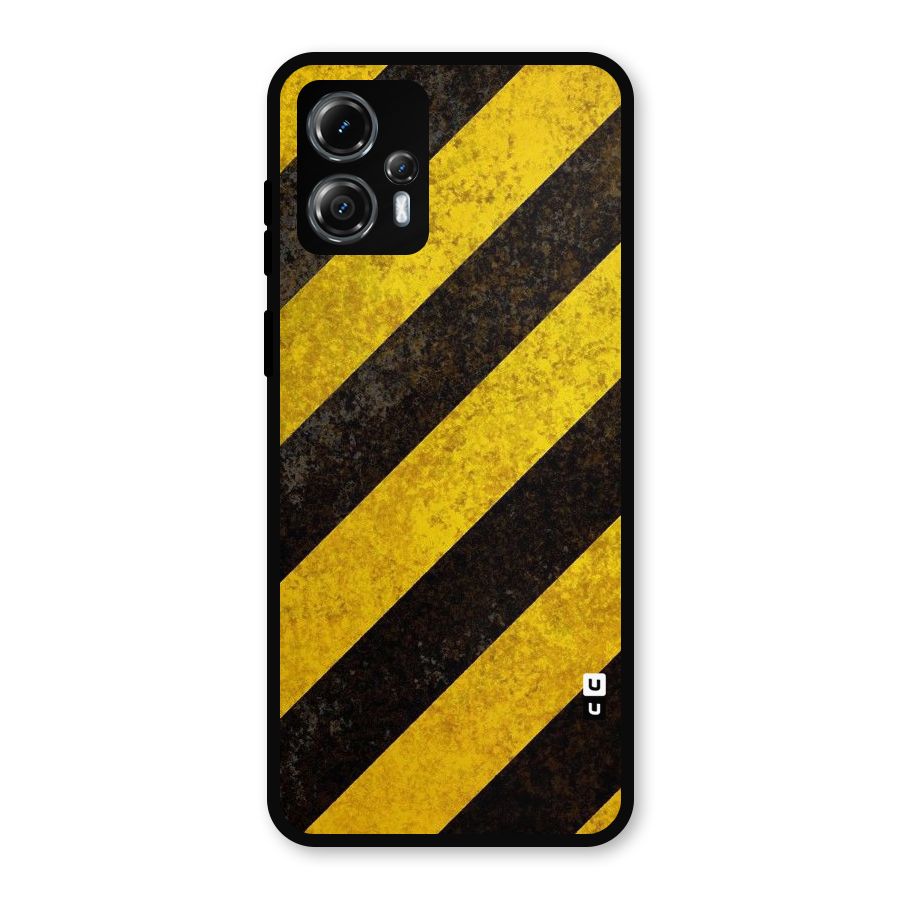 Shaded Yellow Stripes Metal Back Case for Moto G13