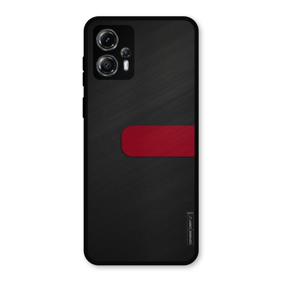 Single Red Stripe Metal Back Case for Moto G13