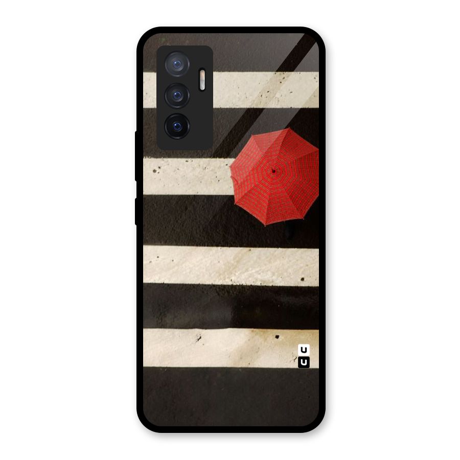 Single Red Umbrella Stripes Glass Back Case for Vivo V23e