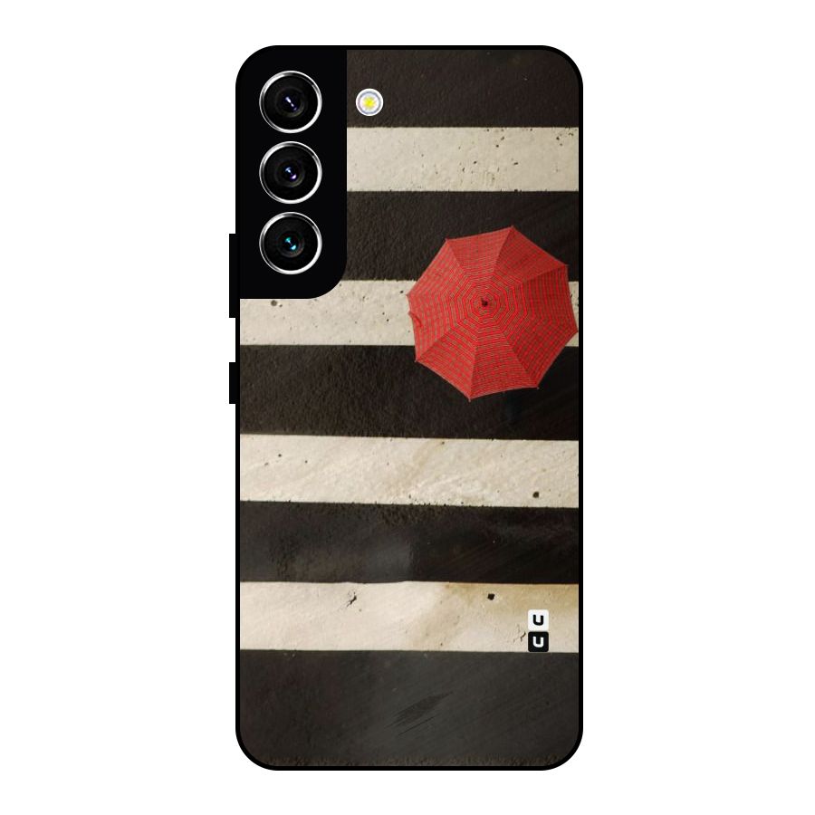 Single Red Umbrella Stripes Metal Back Case for Galaxy S22 5G