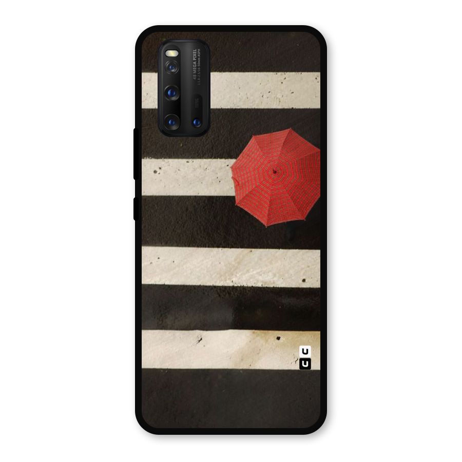 Single Red Umbrella Stripes Metal Back Case for iQOO 3