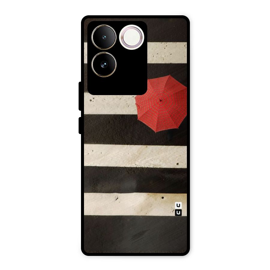 Single Red Umbrella Stripes Metal Back Case for iQOO Z7 Pro