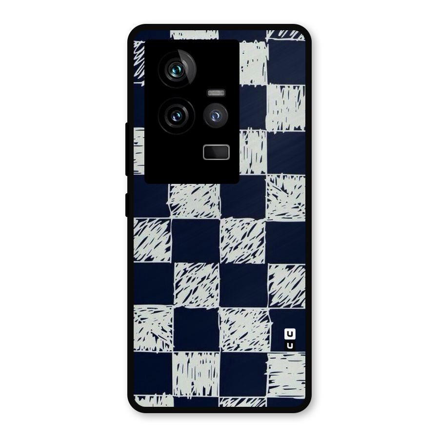 Sketchy Check Design Metal Back Case for iQOO 11 5G