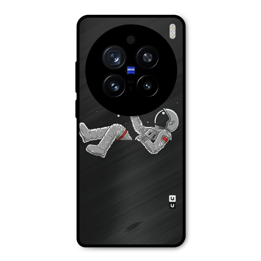 Spaceman Flying Metal Back Case for Vivo X200 Pro