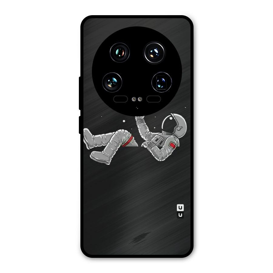Spaceman Flying Metal Back Case for Xiaomi 14 Ultra
