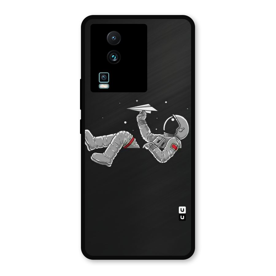 Spaceman Flying Metal Back Case for iQOO Neo 7 Pro