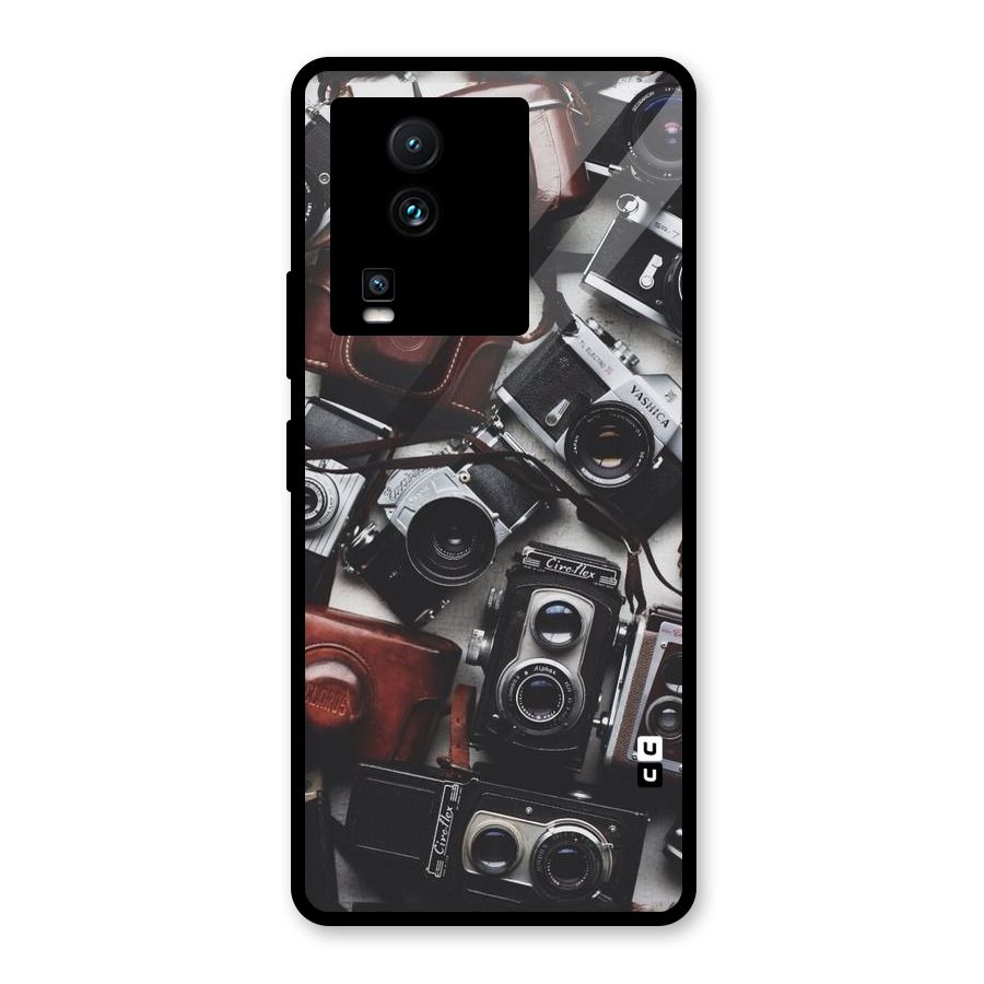 Vintage Beauty Shutter Glass Back Case for Vivo iQOO Neo 7