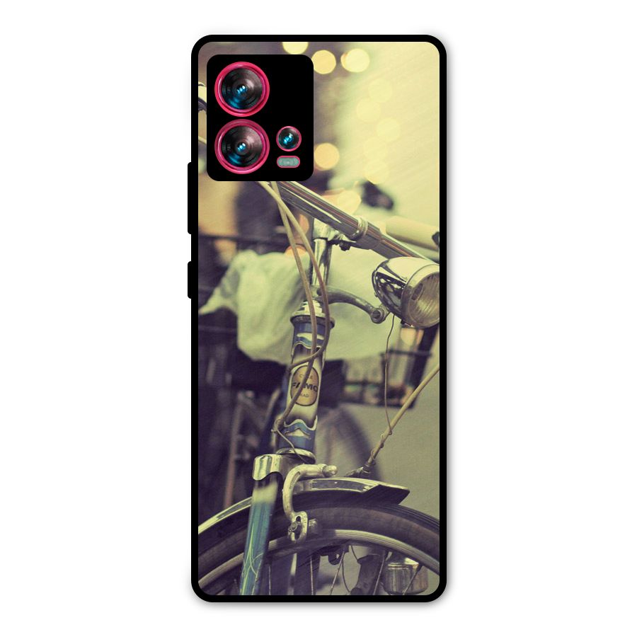 Vintage Bicycle Metal Back Case for Motorola Edge 30 Fusion
