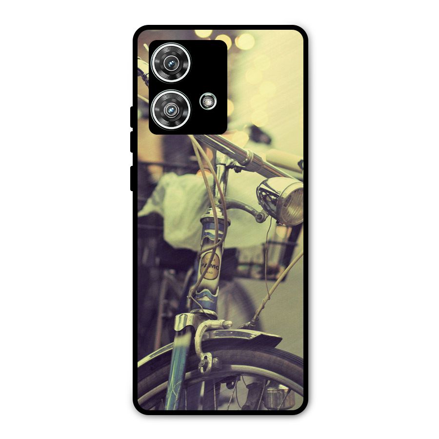 Vintage Bicycle Metal Back Case for Motorola Edge 40 Neo