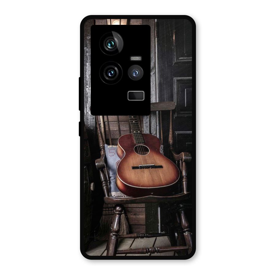 Vintage Chair Guitar Metal Back Case for iQOO 11 5G