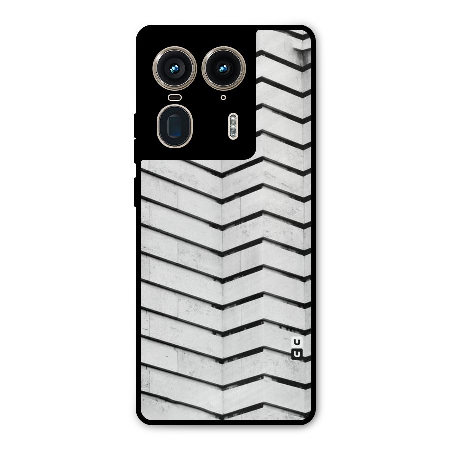 Wall Zig Zag Metal Back Case for Motorola Edge 50 Ultra