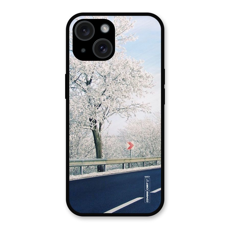 White Snow Tree Metal Back Case for iPhone 15