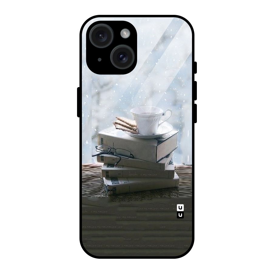 Winter Reads Glass Back Case for iPhone 15