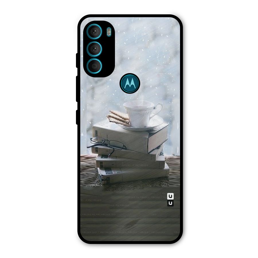 Winter Reads Metal Back Case for Moto G71 5G