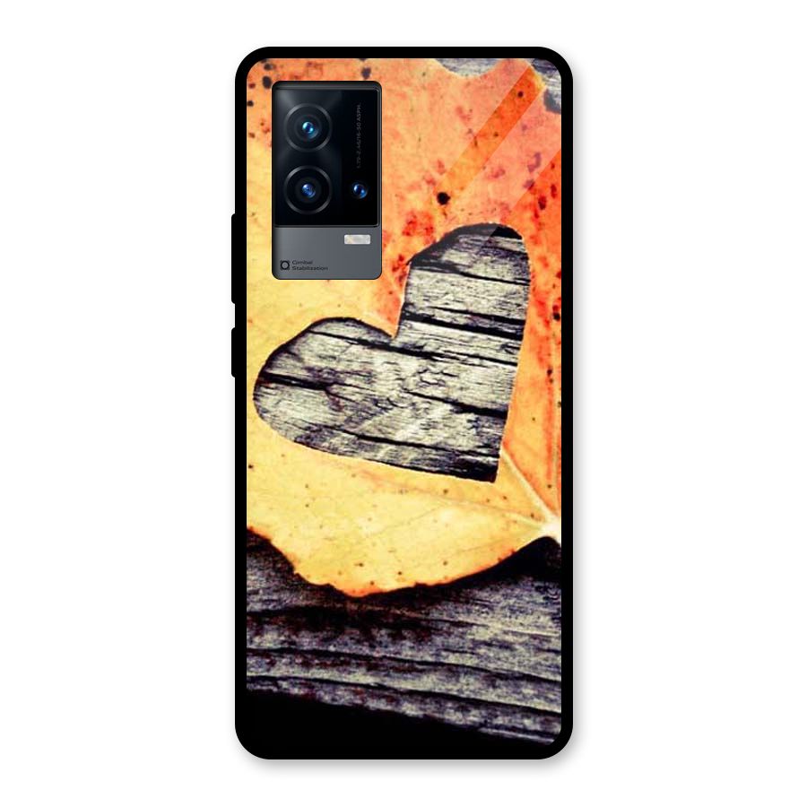 Wood Heart Leaf Glass Back Case for iQOO 9 5G