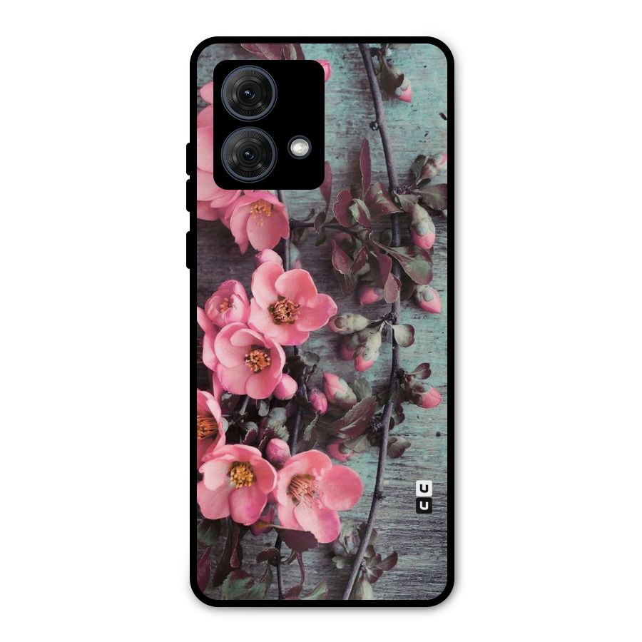 Wooden Floral Pink Metal Back Case for Moto G84
