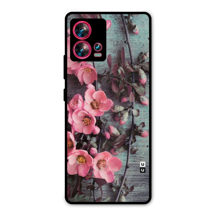 Wooden Floral Pink Metal Back Case for Motorola Edge 30 Fusion