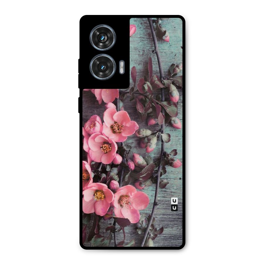 Wooden Floral Pink Metal Back Case for Motorola Edge 50 Fusion