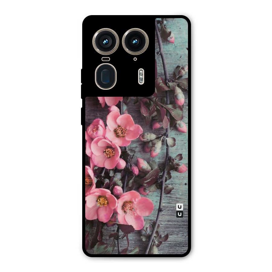 Wooden Floral Pink Metal Back Case for Motorola Edge 50 Ultra