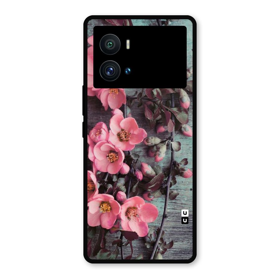 Wooden Floral Pink Metal Back Case for iQOO 9 Pro