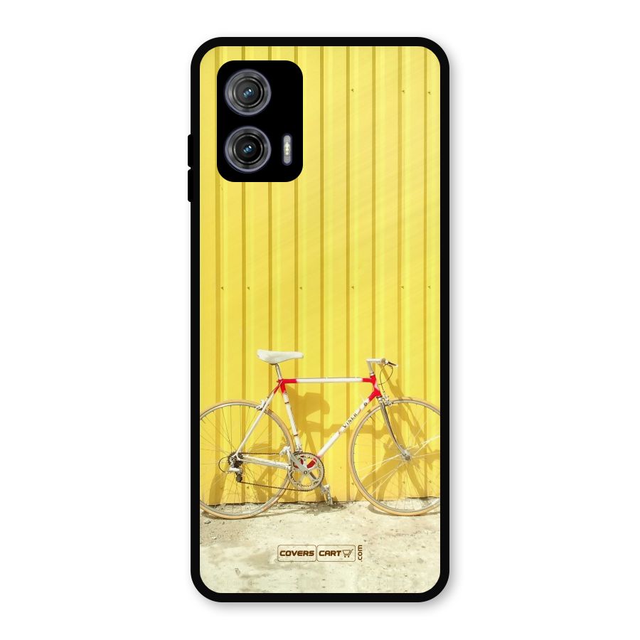 Yellow Cycle Classic Metal Back Case for Moto G73